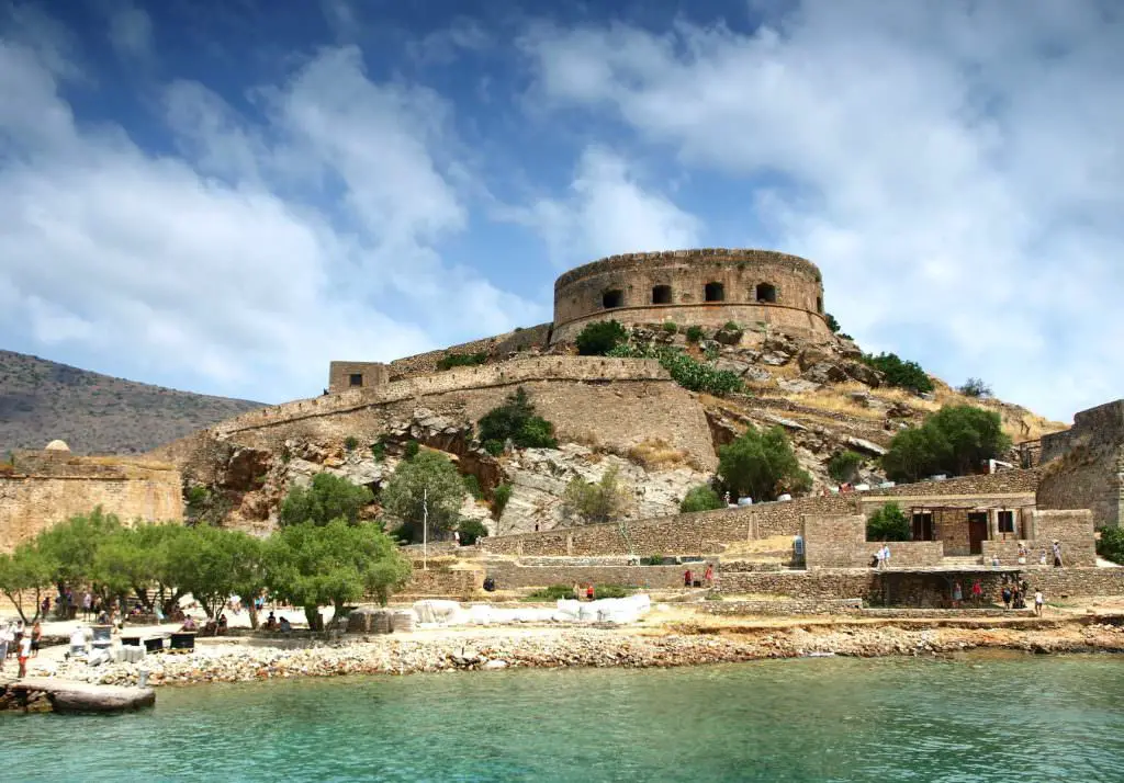crete to santorini day tour, private tour from crete to santorini, crete to santorini greece