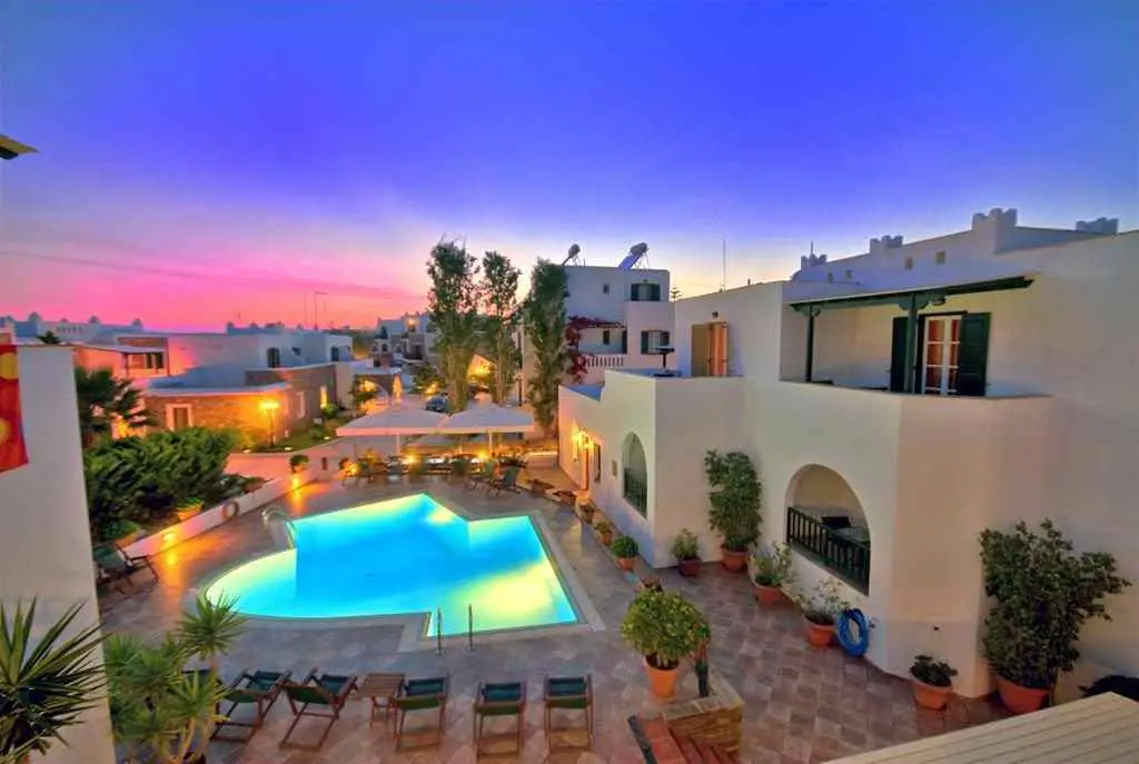 Spiros hotel﻿﻿﻿ Naxos, Spiros hotel﻿﻿﻿ booking, affordable hotels in Naxos Greece