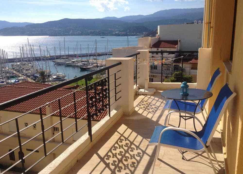 Mantraki Hotel Apartments﻿ port view, Mantraki Hotel Crete rooms, Mantraki Hotel family rooms