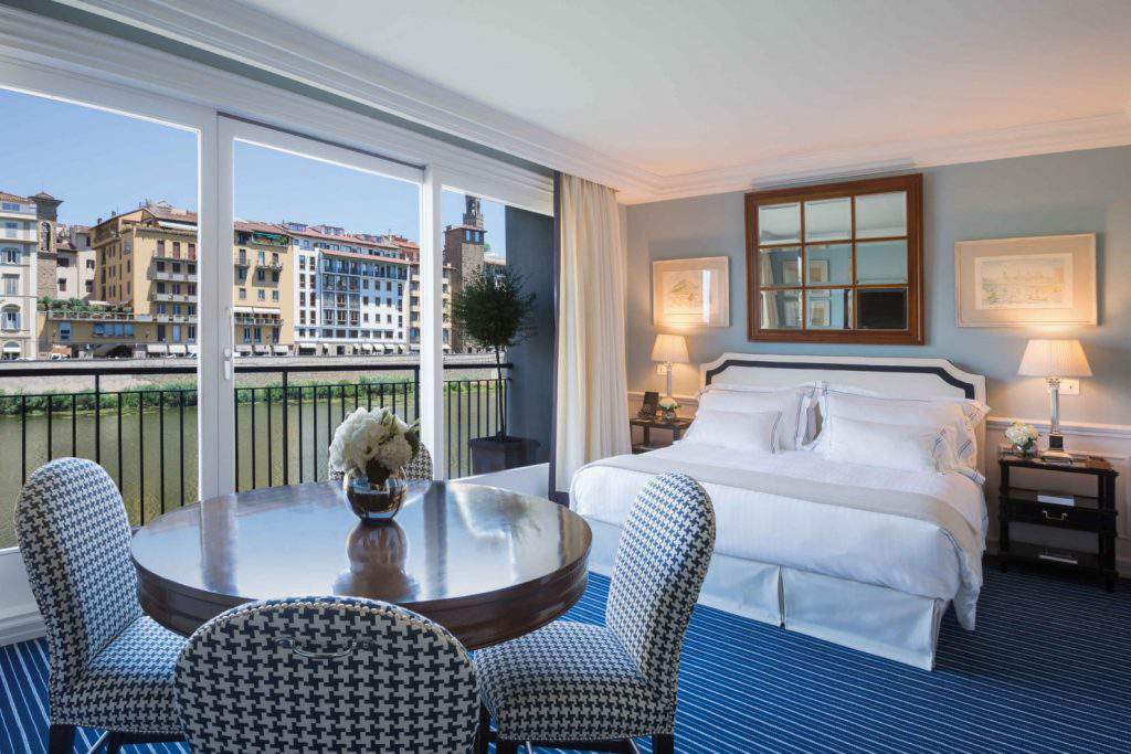 hotel lungarno florence address,hotel lungarno florence booking,hotel lungarno family room