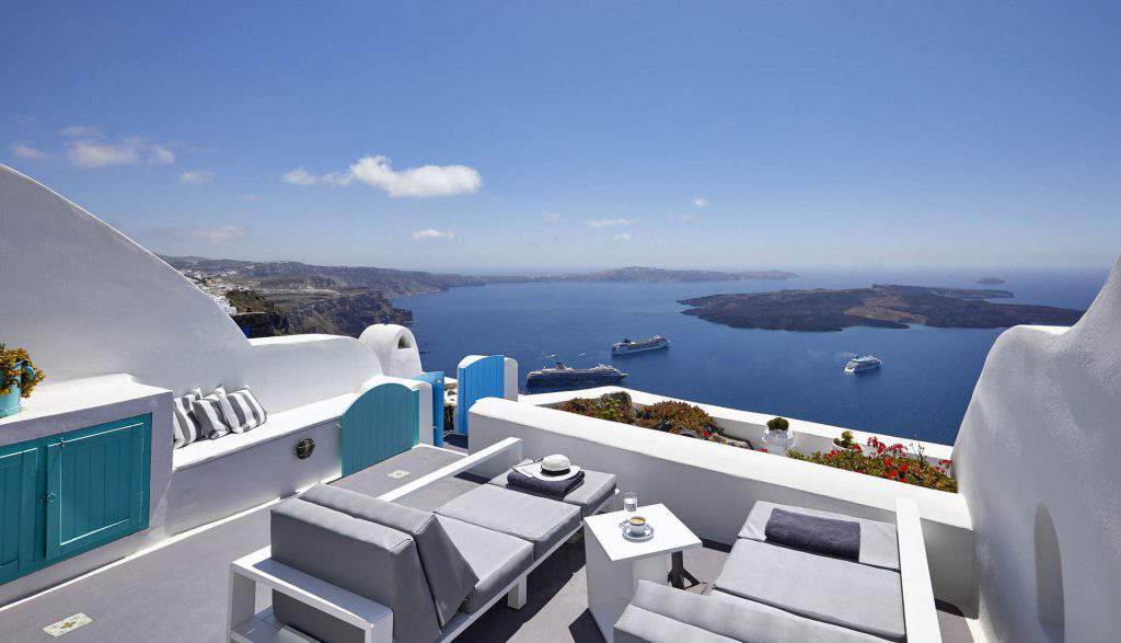 day dream luxury suites reviews,dream luxury suites santorini booking,dreams luxury suites santorini wedding