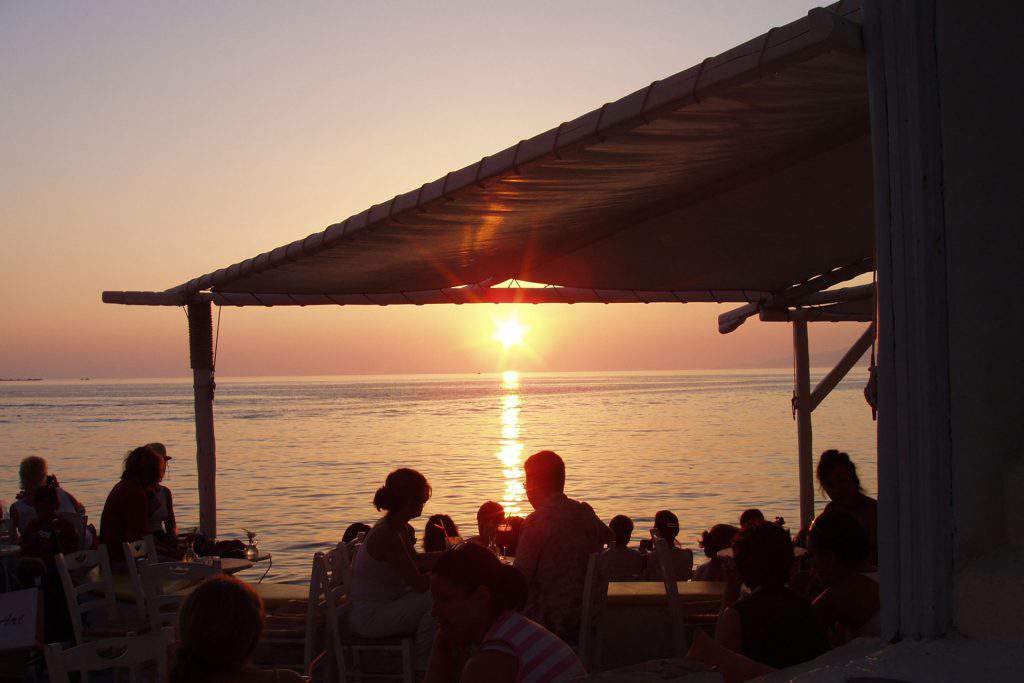 galleraki bar mykonos, galleraki cocktail bar in mykonos