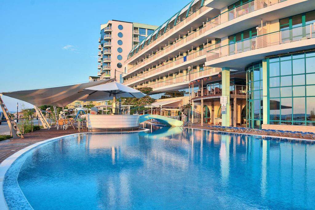 golden beach hotel-apartments,golden beach hotel pattaya address,golden beach hotel in pattaya booking