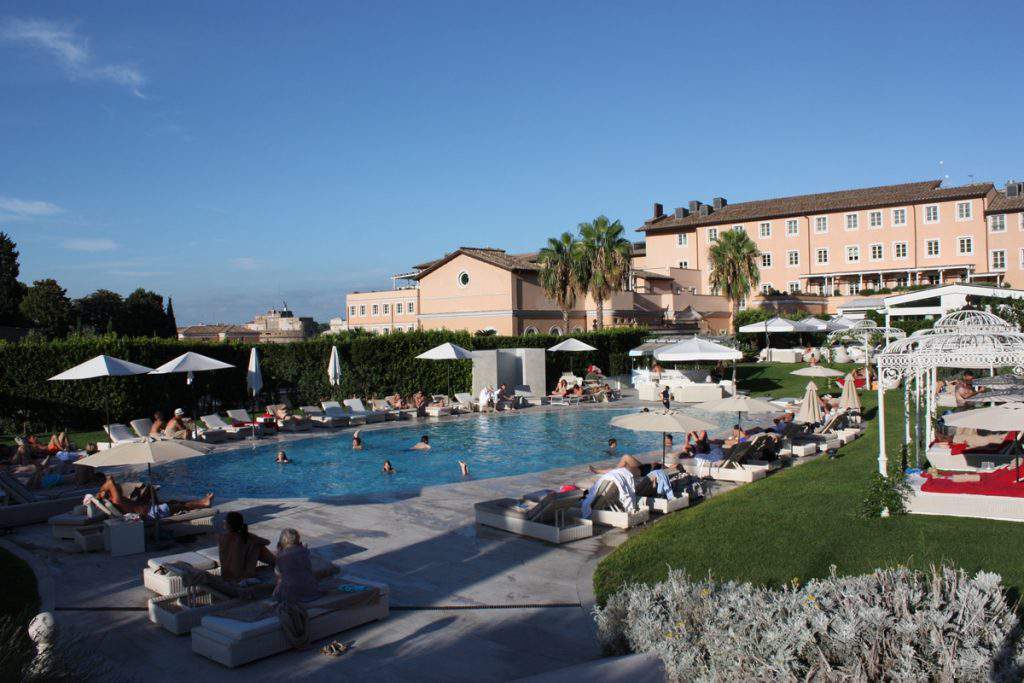 gran melia rome reviews, gran melia rome booking, gran melia rome family suite