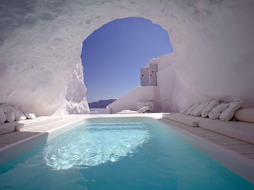 santorini cave hotel holidays, best santorini cave hotels, cheap cave hotels santorini