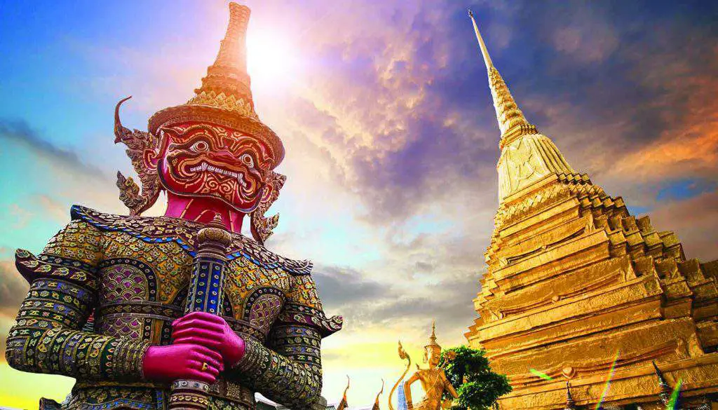 BEST PLACES TO STAY IN BANGKOK