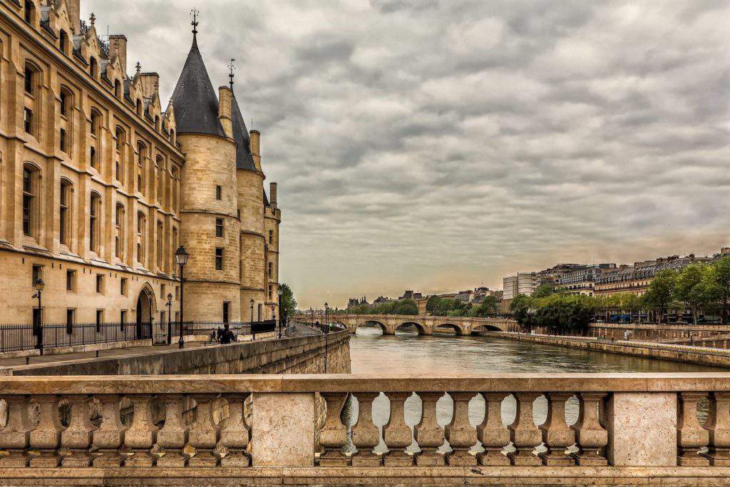 the conciergerie facts, visiting the conciergerie